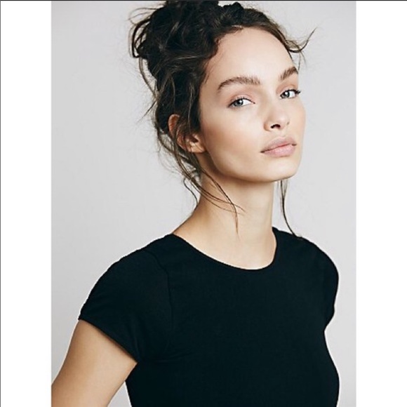 Free People | Fitted Black Tee - Picture 4 of 6